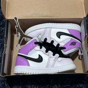 Nike Air Jordan 1 Mid “Barely Grape” | Size 6C